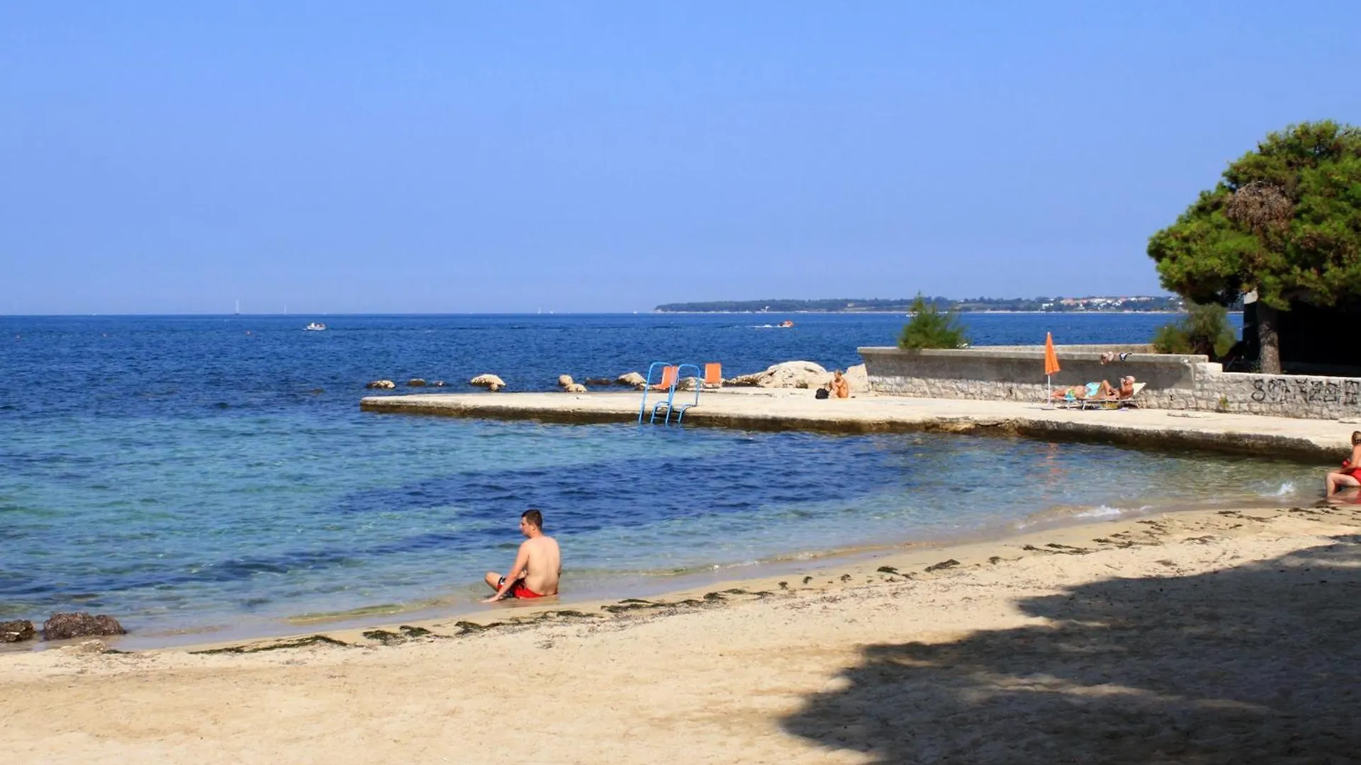 Apartments With Wifi Umag - 22353