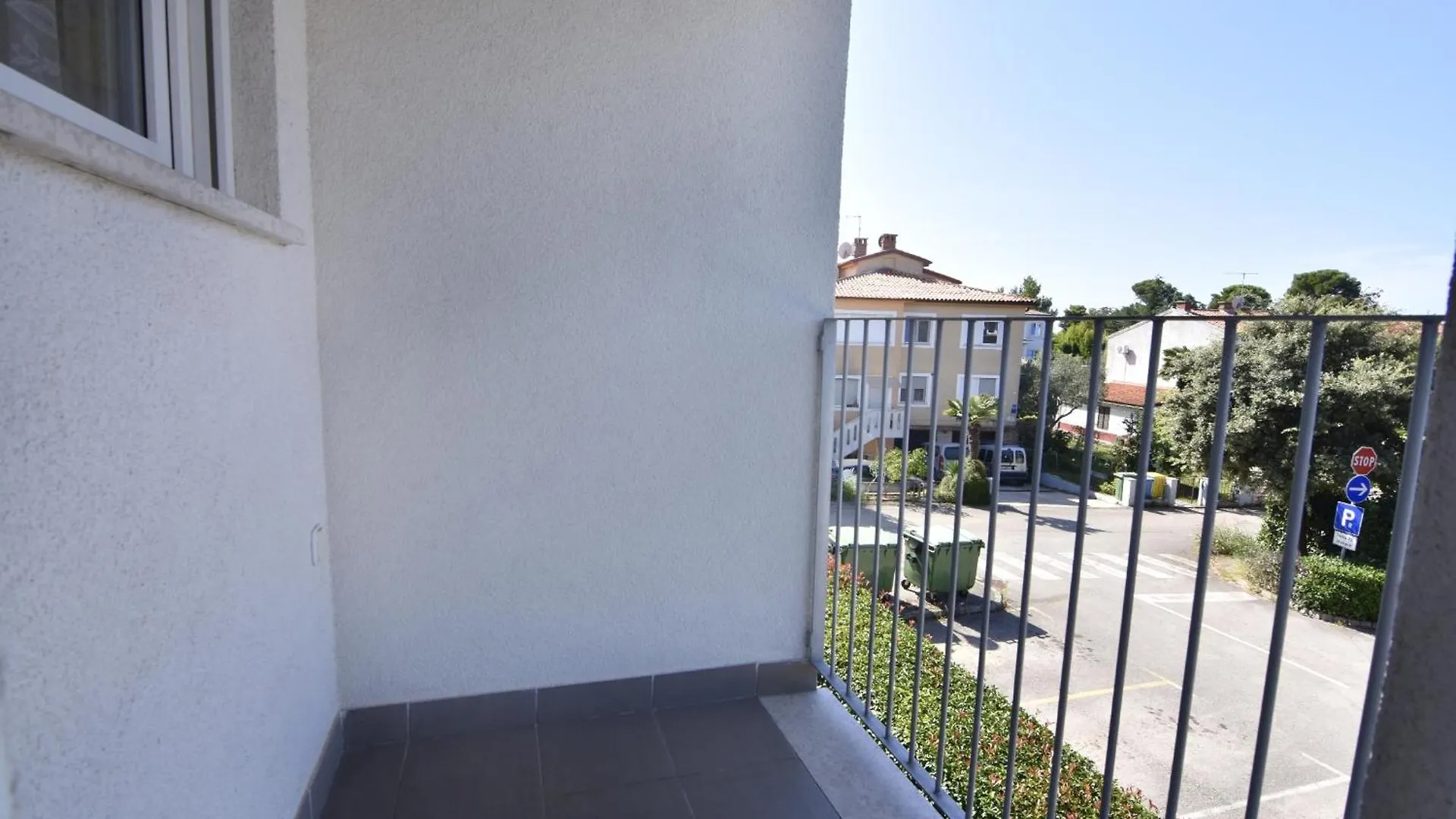 Apartments With Wifi Umag - 22353