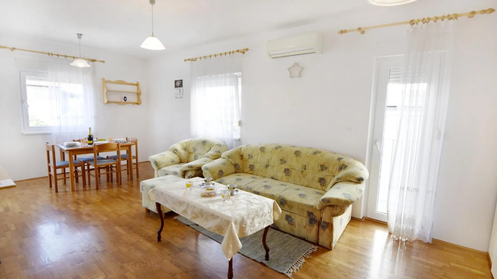 Apartments With Wifi Umag - 22353 Kroatien